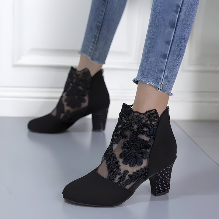 Lynora | Comfortable Heels
