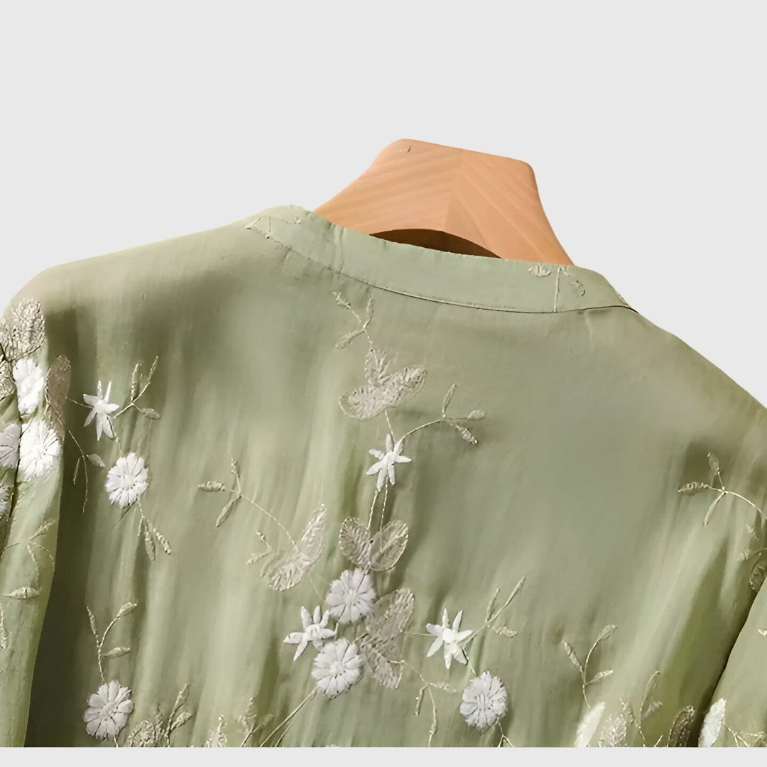 Nellie™ | Haut élégant à fleurs brodées