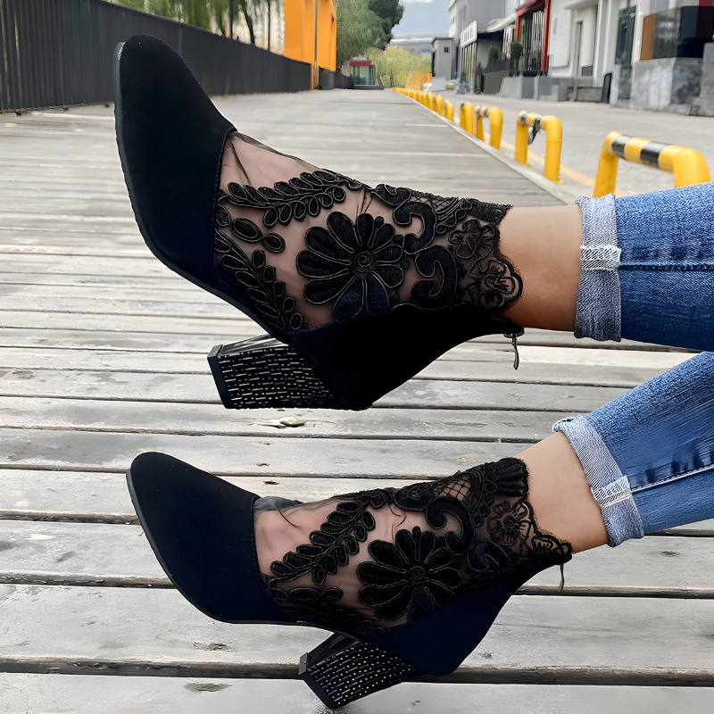 Lynora | Comfortable Heels