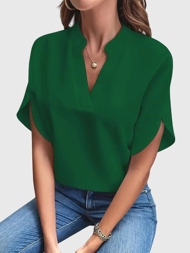 Beatrix™ | Chemise à col en V douce et élégante