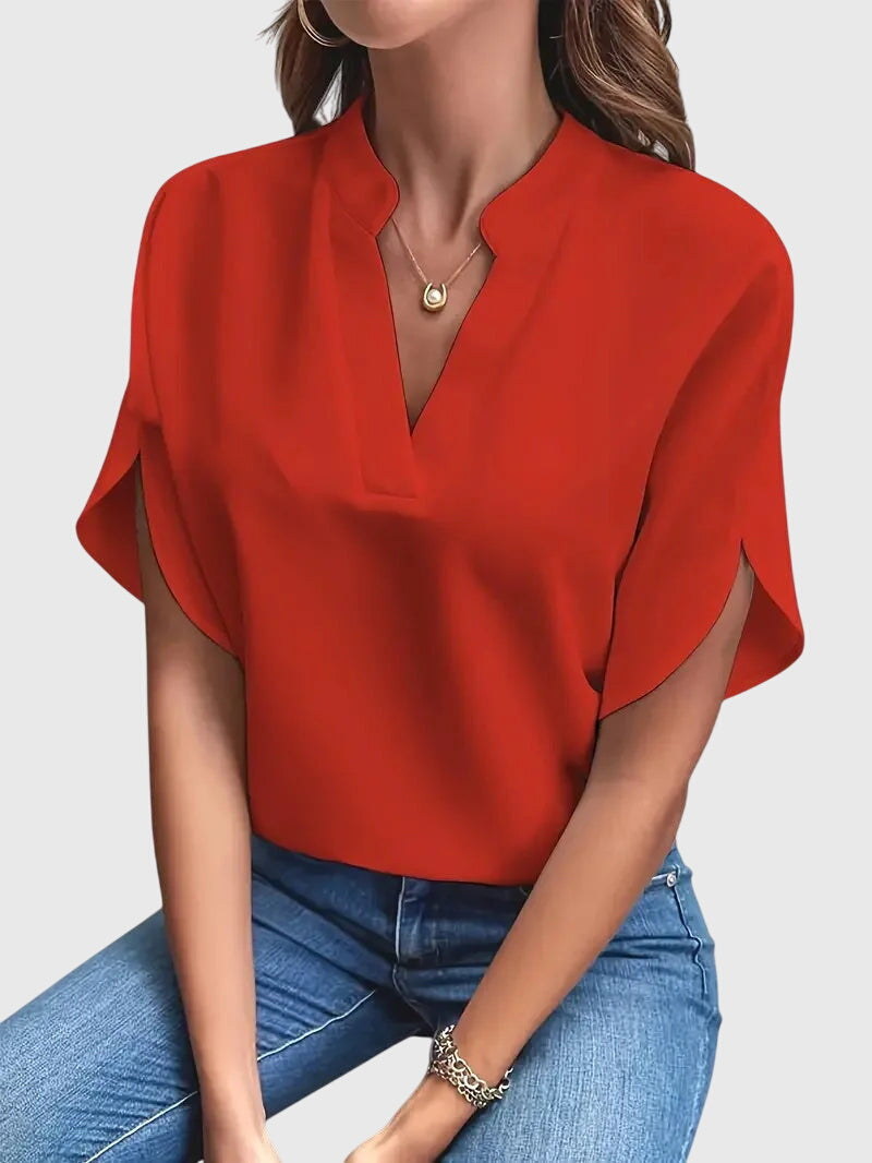 Beatrix™ | Chemise à col en V douce et élégante