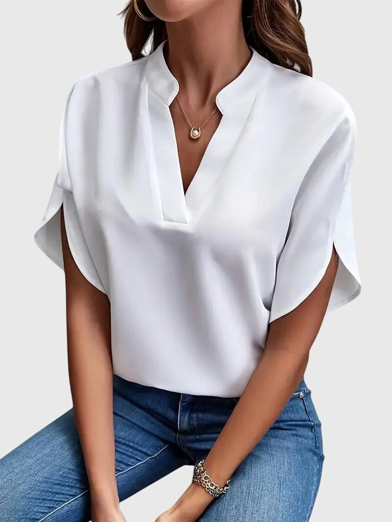 Beatrix™ | Chemise à col en V douce et élégante