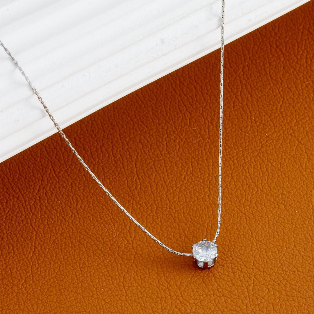 JOANNE™ – Collier à breloques minimaliste et classique