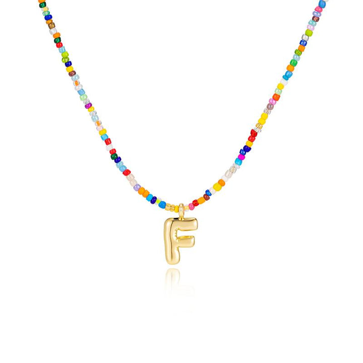 COLLIER À LETTRES À BULLES COLORÉES MACY™