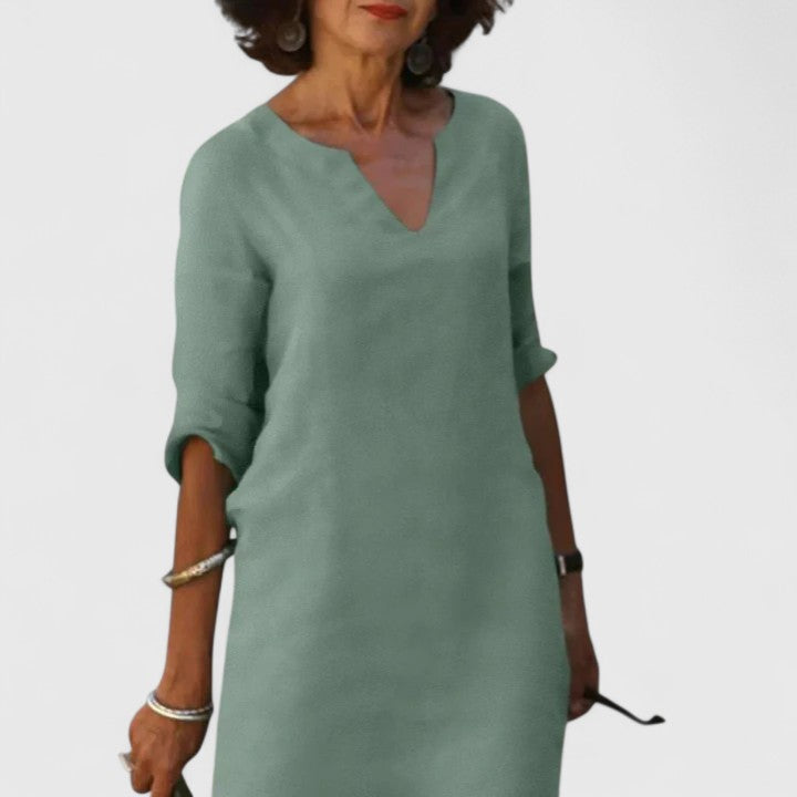 Taylor | Robe confortable à col en V
